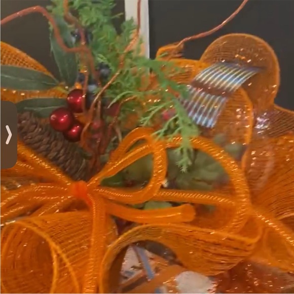 WREATH FALL HANDCRAFTED SWAG STYLE SPRUCE UP YOUR DOOR, ENTRYWAY 17” WIDE 33” H - Picture 3 of 9